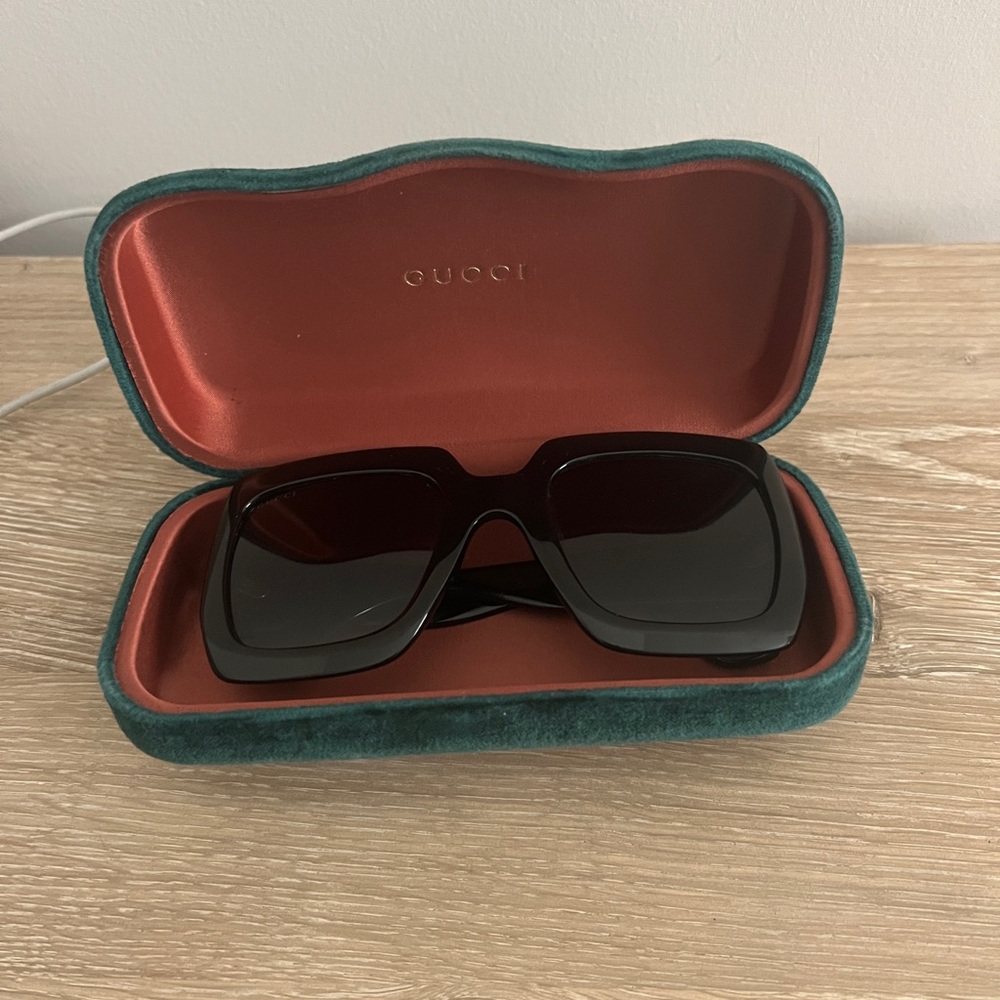 Gucci Black Sunglasses
